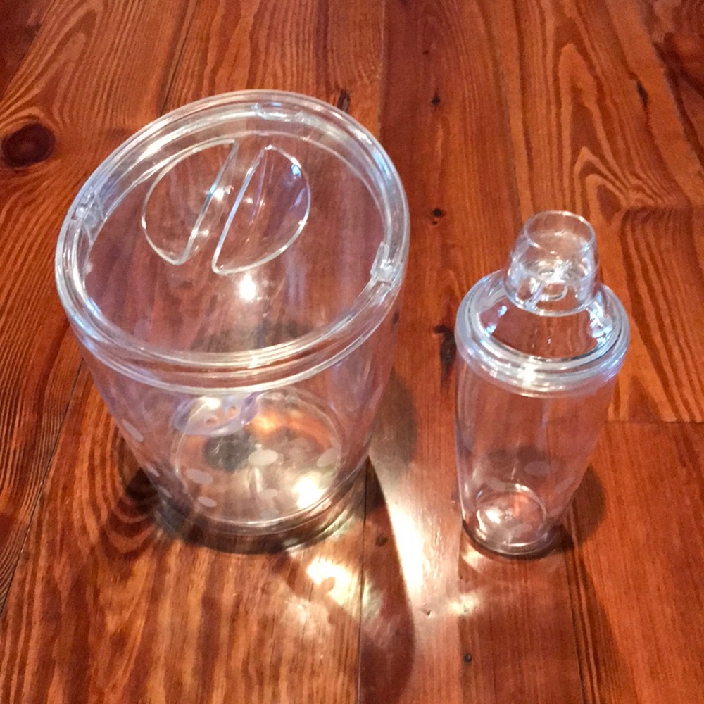 The Pampered Chef vintage ice bucket and drink mix shaker